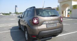 RENAULT DUSTER 2019 GOLD