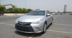TOYOTA CAMRY SILVER 2017