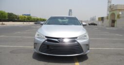 TOYOTA CAMRY SILVER 2017