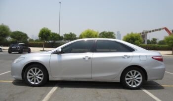 TOYOTA CAMRY SILVER 2017 full