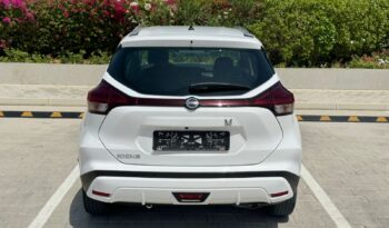 NISSAN KICKS WHITE 2022 full