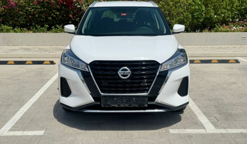 NISSAN KICKS WHITE 2022 full