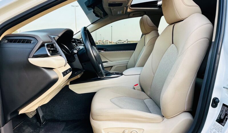CAMRY WHITE FULL 2019 full