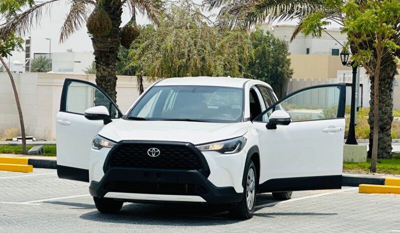 COROLLA CROSS WHITE 2022 full