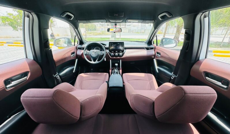 COROLLA CROSS WHITE 2022 full