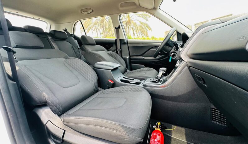 CRETA WHITE 2023 full