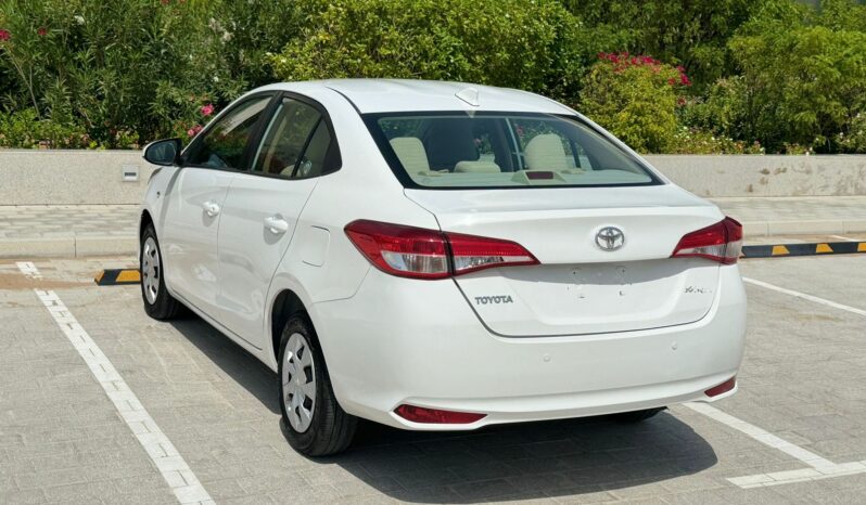 YARIS 2022 WHITE