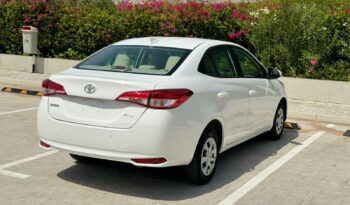 YARIS 2022 WHITE full